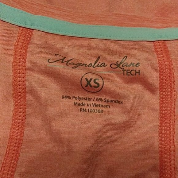 Master's Magnolia Lane Tech V neck Shirt - Picture 4 of 6